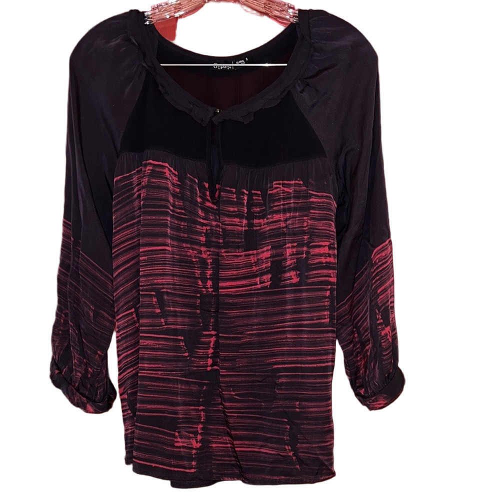 NWOT Gypsy 05 Black and Red Patterned Blouse Size S